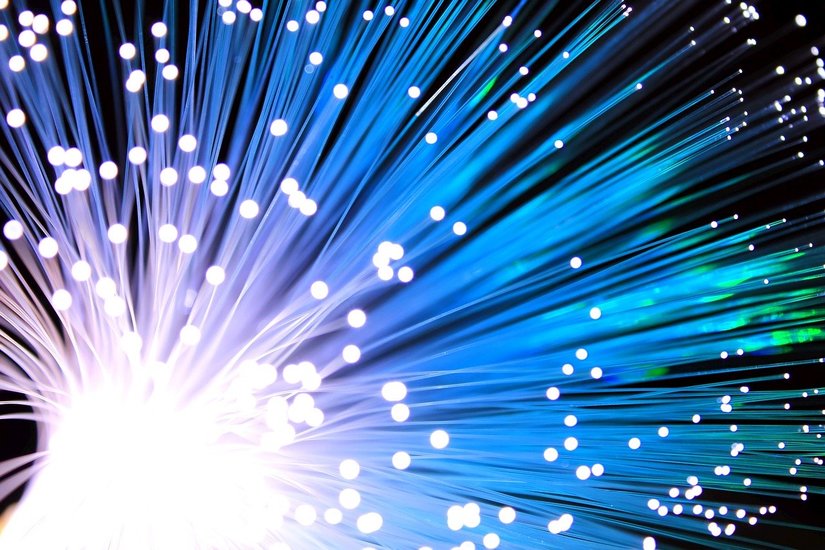 rsz fiber optic 2749588 1280 1
